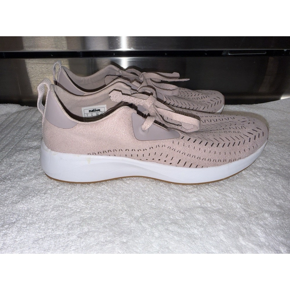 Native Pink Apollo Perforated Sneakers Women's Size 7 EUC - Picture 3 of 9